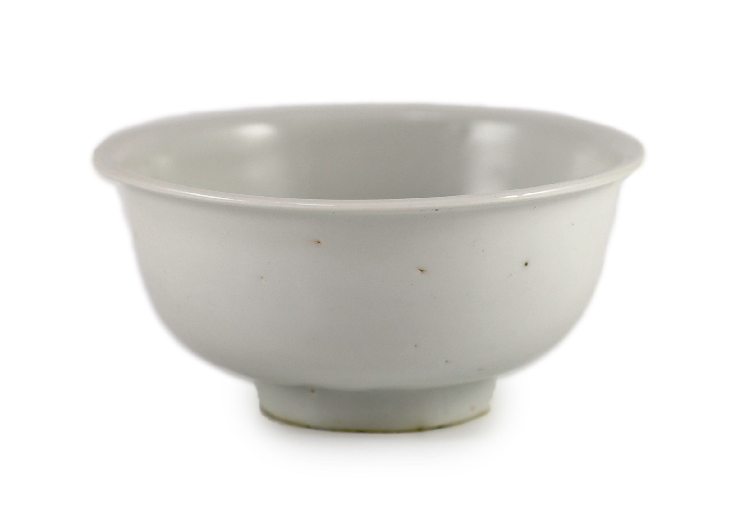 A Chinese white glazed bowl, mid-Ming dynasty, 15th/16th century, 14.5cm diameter